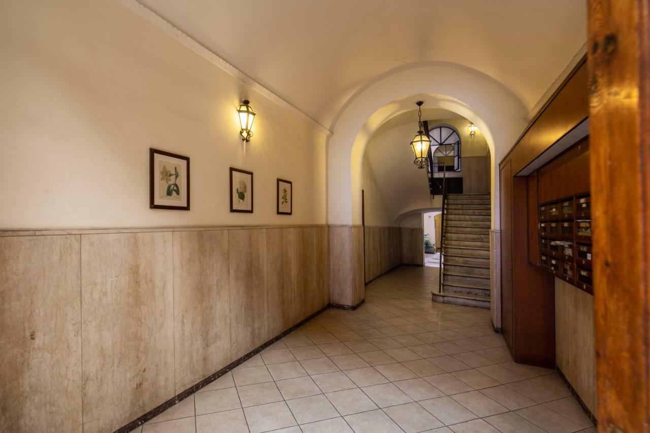 Guest House O Affittacamere La Civetta Di Trastevere B Roma Ngoại thất bức ảnh