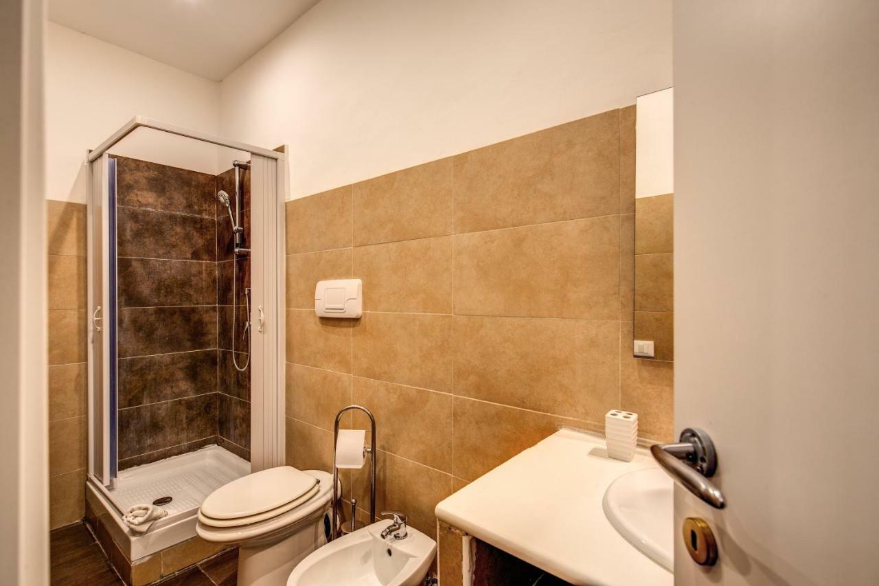Guest House O Affittacamere La Civetta Di Trastevere B Roma Ngoại thất bức ảnh